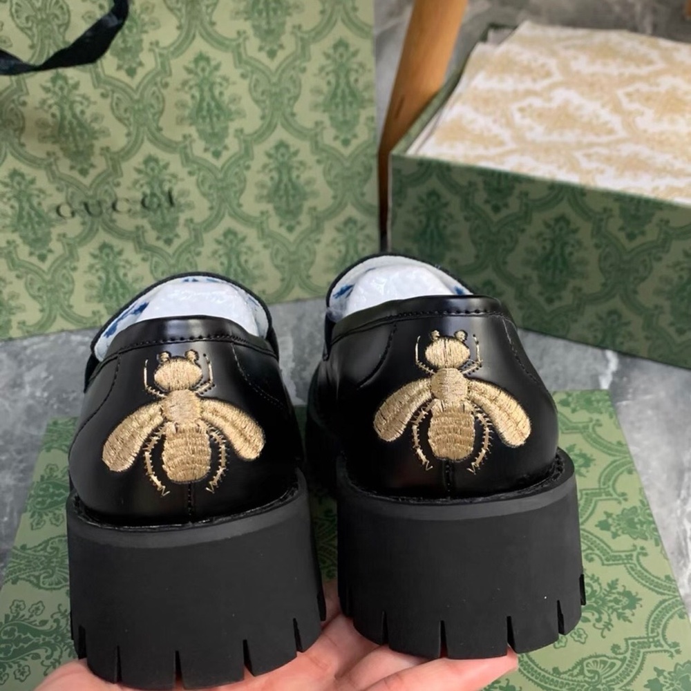 Gucci Black Leather Loafers with Gold Bit Detail - Picture 6 of 8